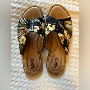 Born Sandals